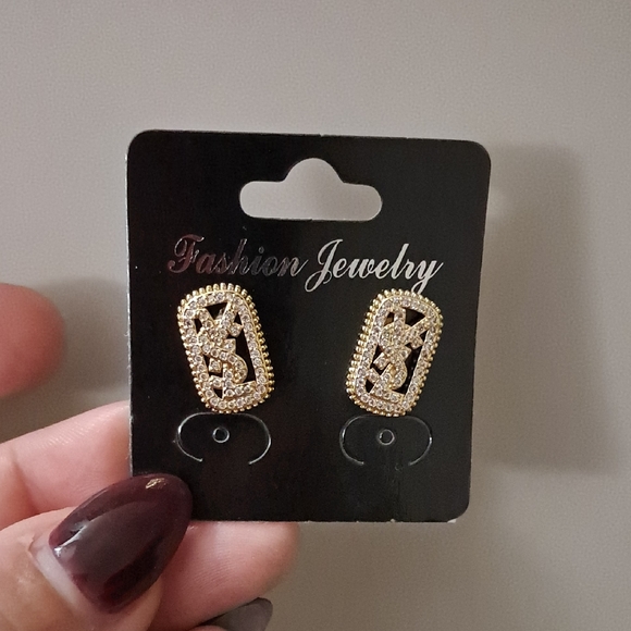 fashion jewlary Jewelry - Chic Gold-Tone Fashion Earrings